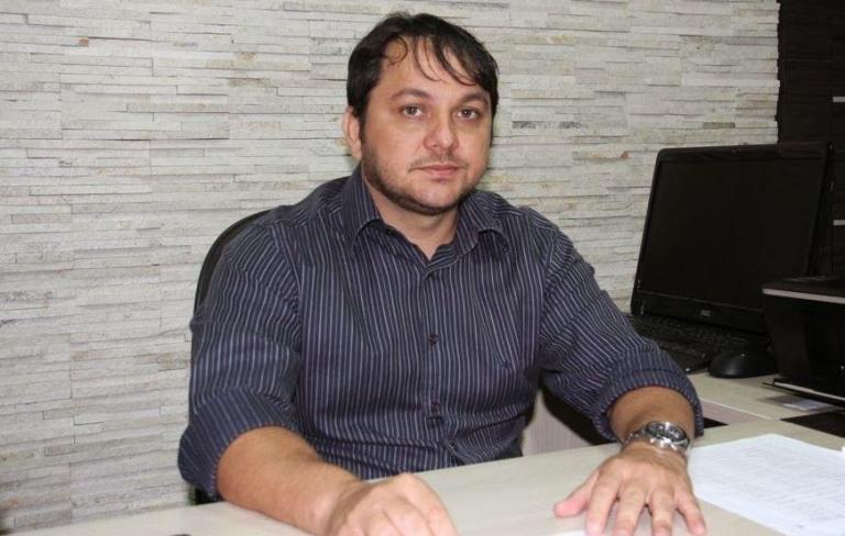 Dr. Adílson Albuquerque poderá deixar direção do Hospital Regional de Patos