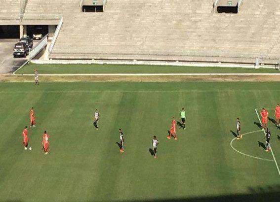 Em jogo fraco, Botafogo-PB e Internacional-PB empatam no Almeidão