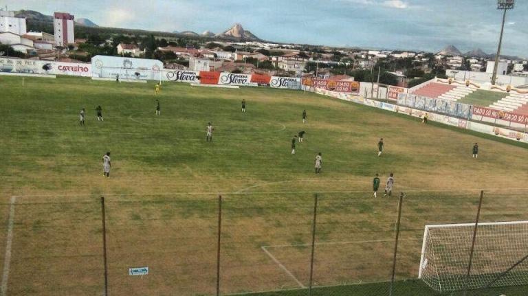 Nacional perde para o Serrano na estreia do Paraibano sub-19