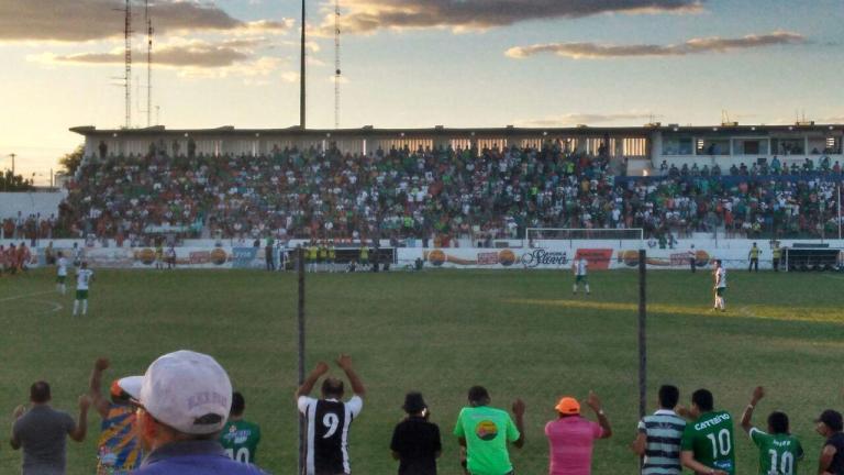 Após perde vários gols, Nacional vira e agora joga pelo empate