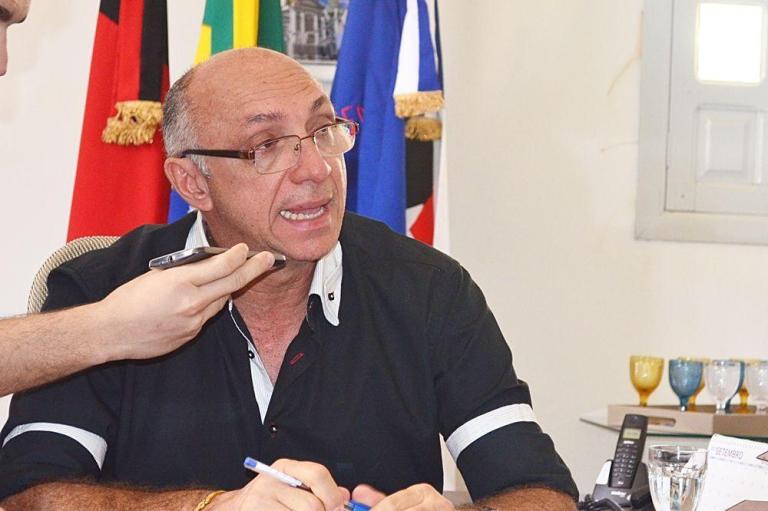 Ex-prefeito de Itaporanga é condenado à suspensão dos direitos políticos e devolução 640 mil reais