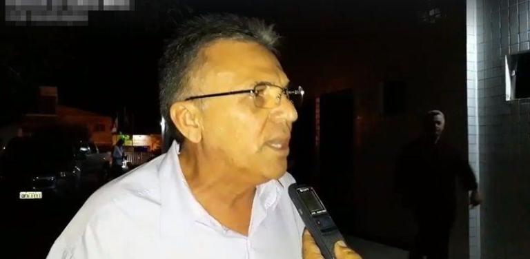 Confusão na última Sessão do ano da Câmara Municipal de Patos: Toinho Nascimento diz que tem vergonha de ser vereador. Veja o vídeo