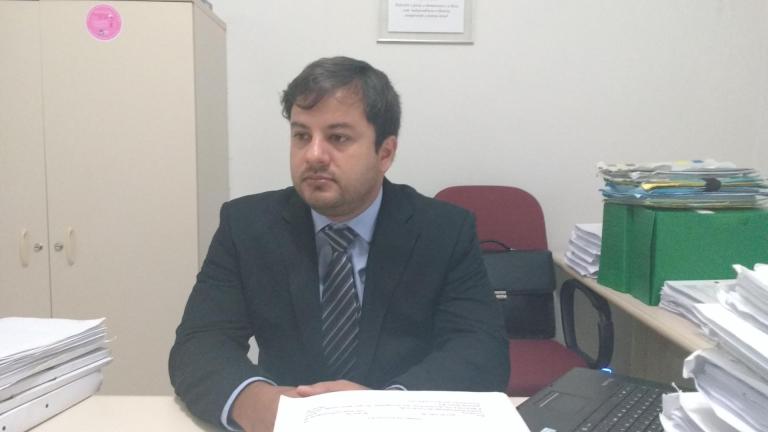 Promotor do MP fala sobre ação civil pública contra o município de Patos visando regularizar situação dos cemitérios. Procuradora responde. Veja