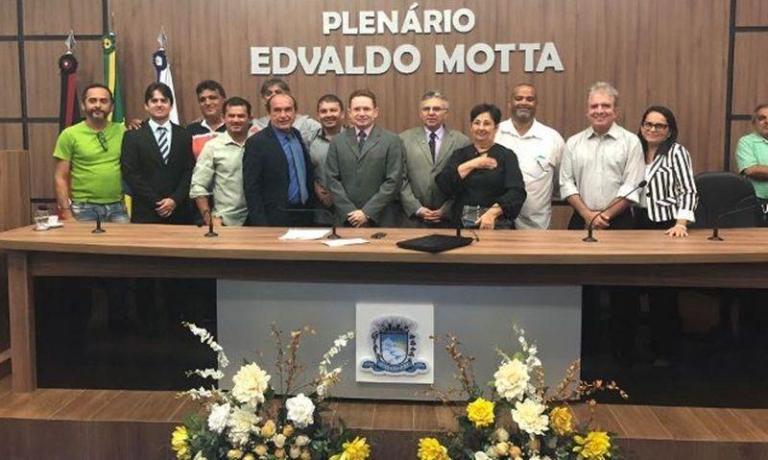 Casa Juvenal Lúcio de Sousa sedia debate sobre a telefonia móvel no Distrito de Santa Gertrudes
