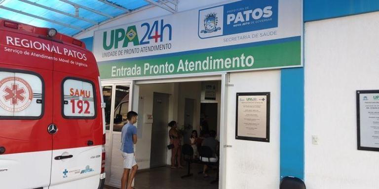 Em Patos, homem tem surto psicótico, provoca depredação e fere funcionário da UPA