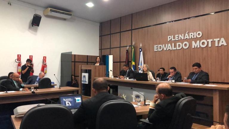 Câmara de Patos convoca Diretora de Administração Tributária do município para prestar esclarecimentos