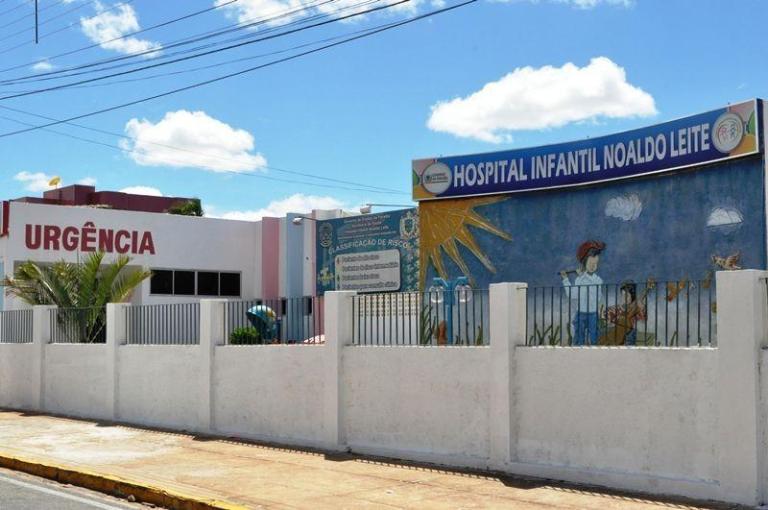 Médico diz que Hospital Infantil de Patos fez o que o pôde no caso da morte da criança de três anos proveniente de Sousa. Escute