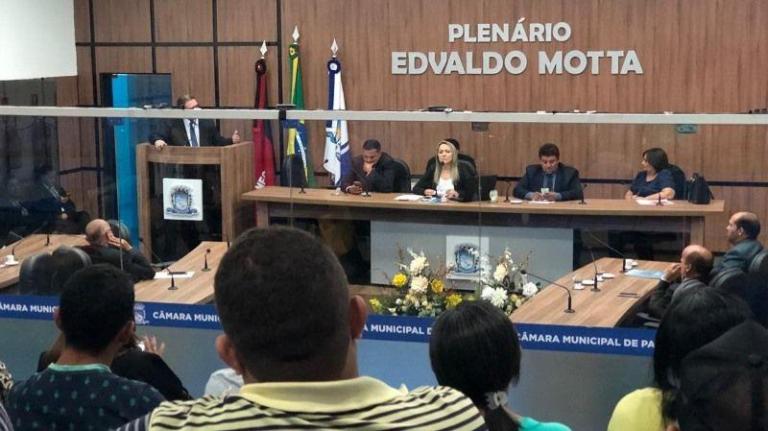 Pagamentos de funcionários e de fornecedores depende de aprovação de remanejamento orçamentário pela Câmara Municipal de Patos