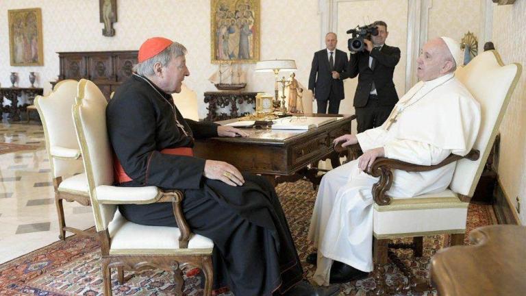 Papa Francisco recebe o cardeal George Pell