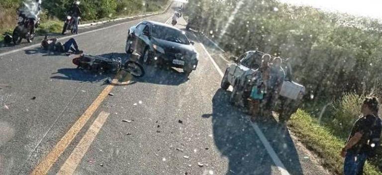 Motociclista fica ferido após acidente na BR 361, em Santa Terezinha na manhã desta segunda-feira (Ouça)