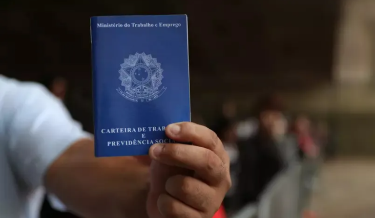 Boa notícia: Taxa de desemprego cai para 9,8% e atinge menor patamar no trimestre desde 2015