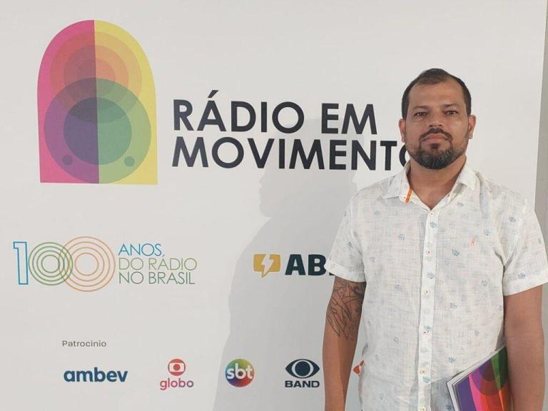 Artista Roberto Nascimento fala sobre ida a Brasília para representar a Paraíba e a cidade de Patos, no Sertão, na exposição Rádio em Movimento