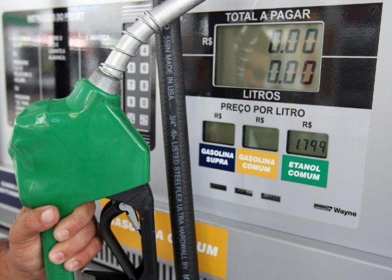 Operação ‘Preço Justo’ fiscalizará postos de combustíveis em busca de redução dos preços